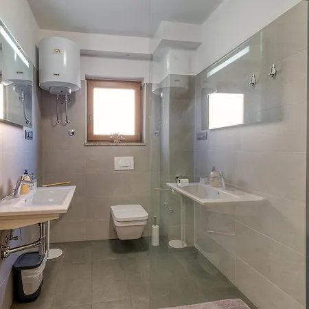 Гостевой дом Cintya 3*