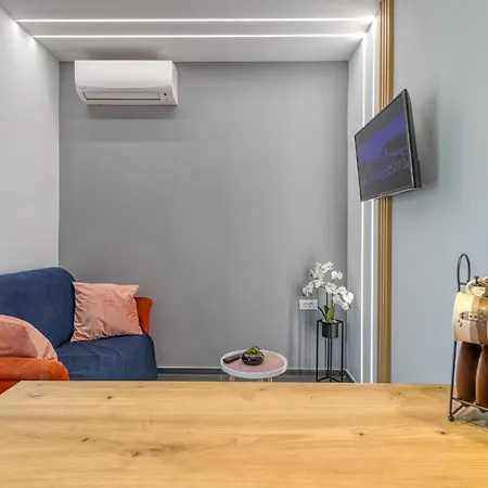 בית הארחה Cintya